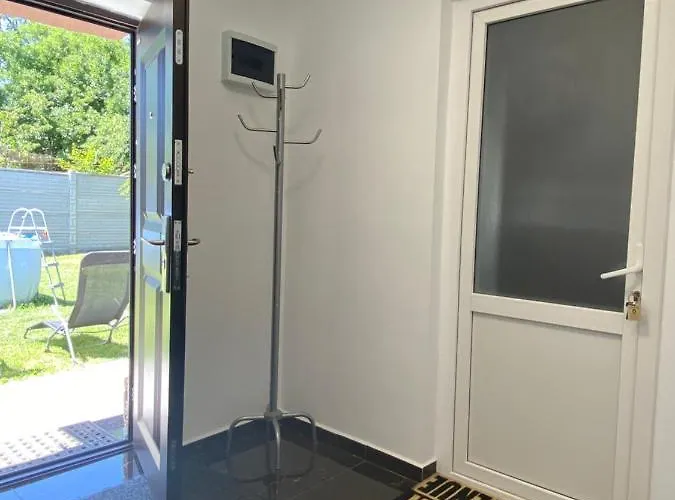 Amazing 1 Bed Flat Craiova